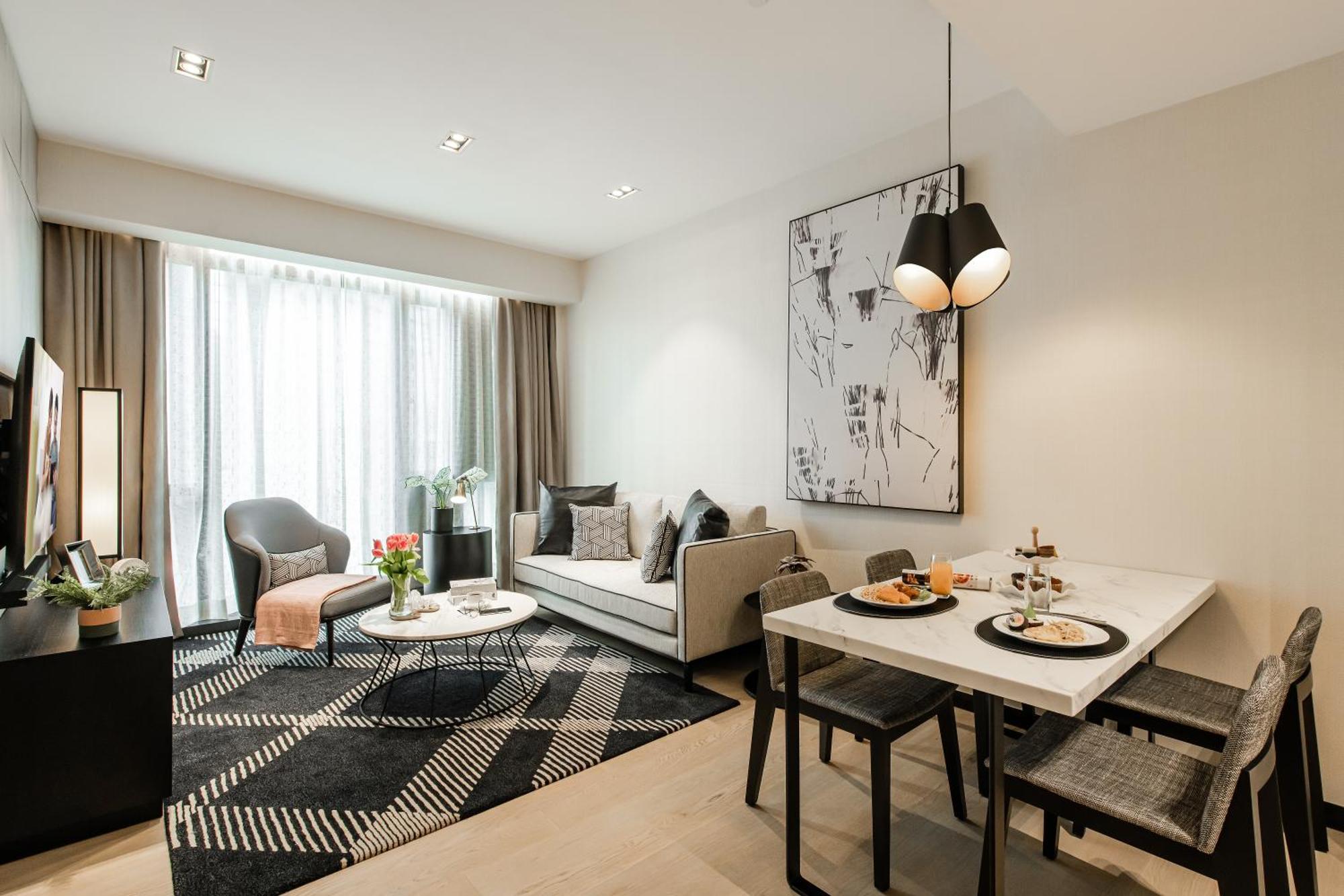 Ascott Star Klcc Kuala Lumpur Hotel Ngoại thất bức ảnh A living room in a serviced apartment in Hong Kong