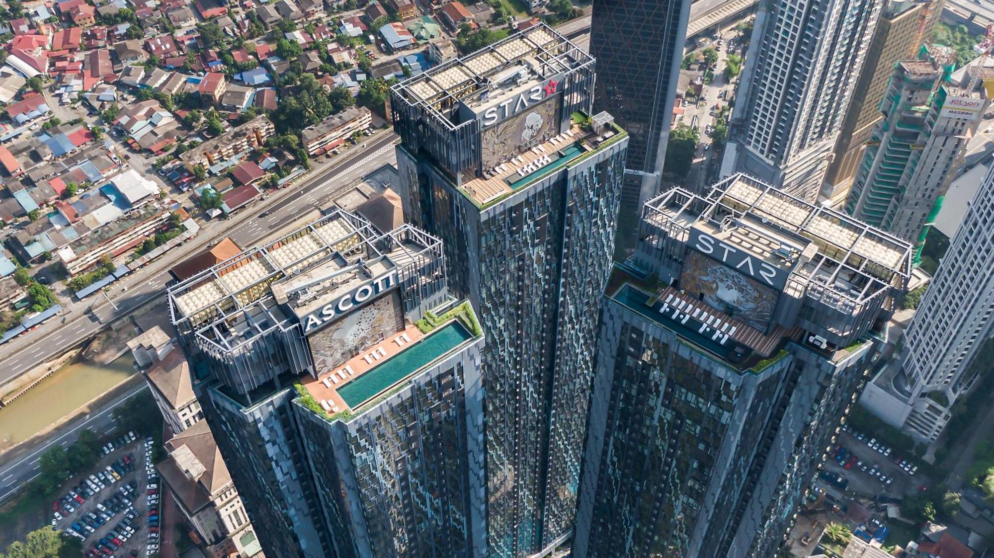 Ascott Star Klcc Kuala Lumpur Hotel Ngoại thất bức ảnh Aerial view of the complex